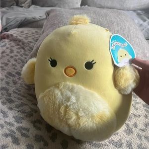 Squishmallow chick